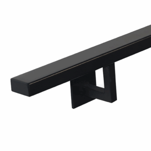 Detailweergave van de Trapleuning FlatGrip 40x20 mm met strakke afwerking en modern ontwerp.