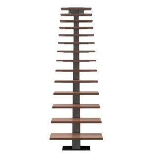 Detailbeeld van de Trap SolidStep – close-up van de stevige treden en solide constructie, perfect voor intensief gebruik in een eigentijds interieur.